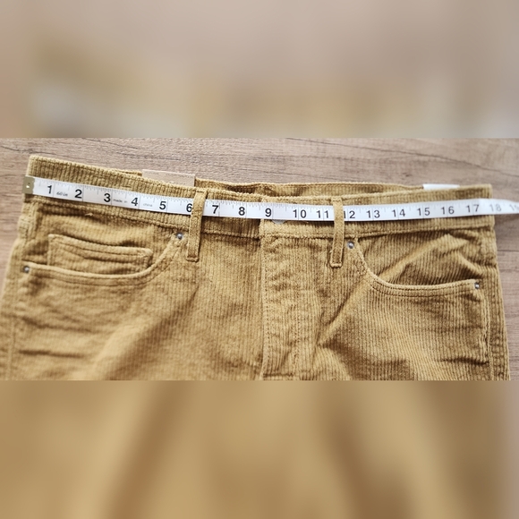 Levi's NWT 311 Shaping Skinny‎ Corduroy Women's Size W33/30 Irregular - Picture 3 of 7